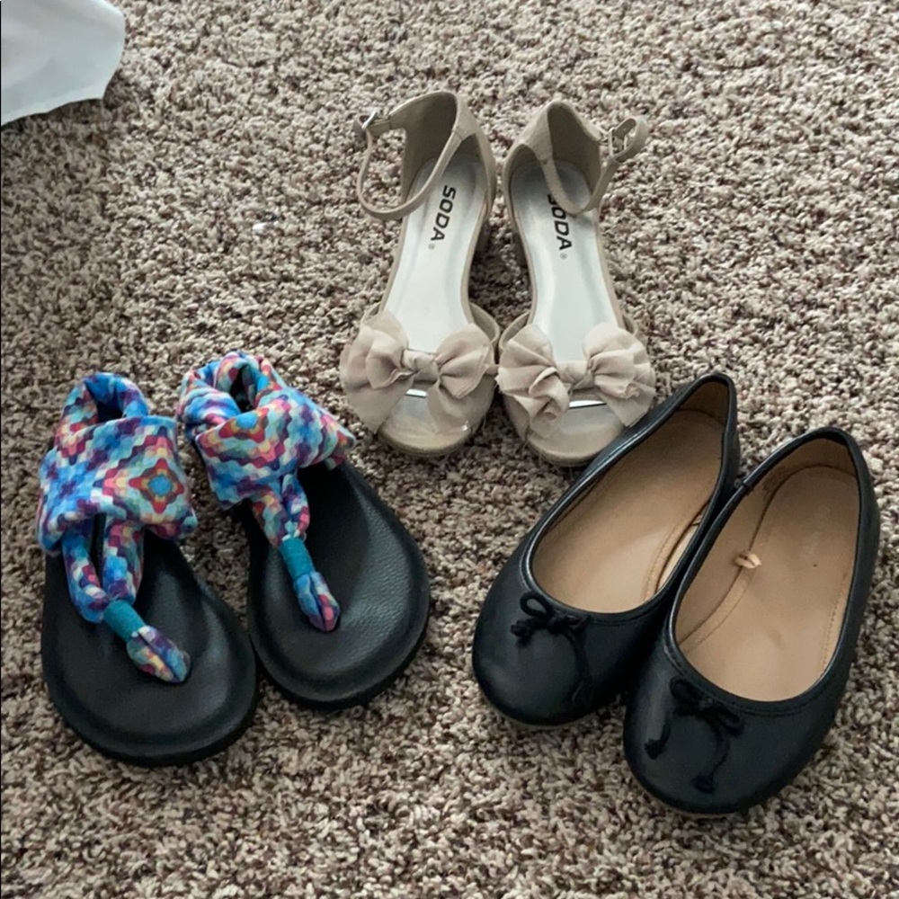 Girls shoe lot